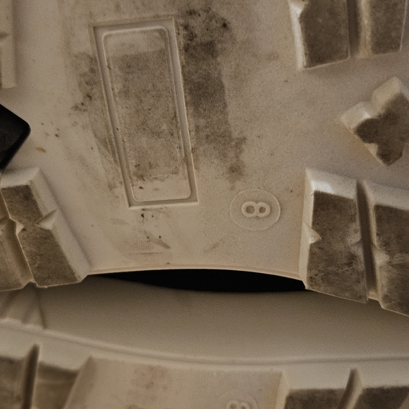 Journee Collection Women's Foam Glacier Winter Boot Size 8 - Picture 7 of 7